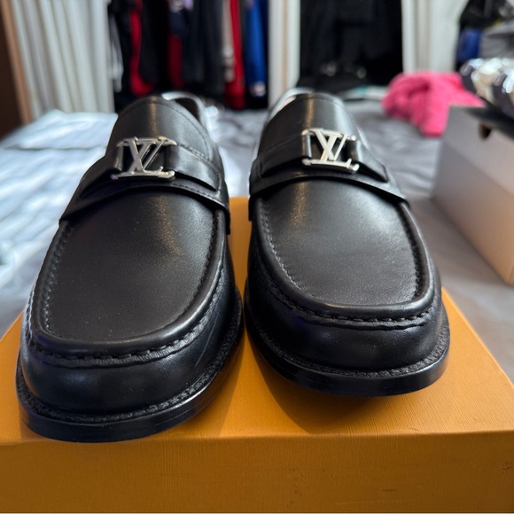 Louis Vuitton Loafers / Belt - Picture 8 of 12